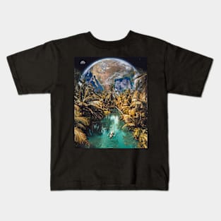 NEW WORLDS. Kids T-Shirt